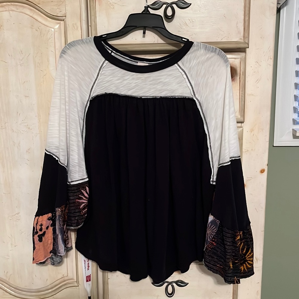 We The Free Ladies Top